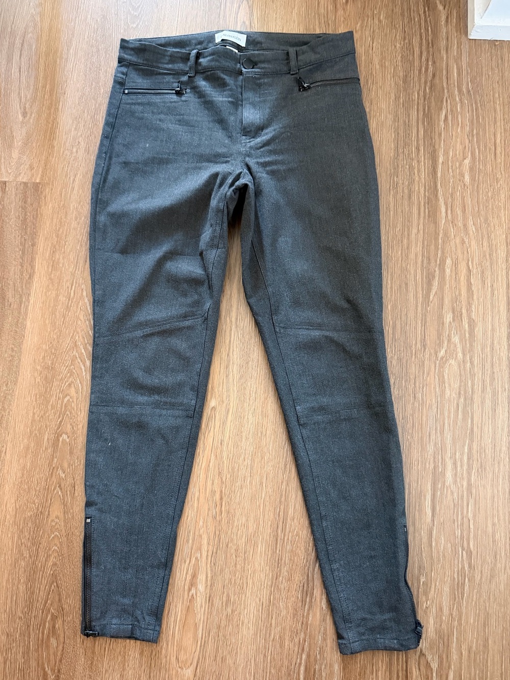 CK Dark Gray Skinny Pants with Ankle Zippers - size 6